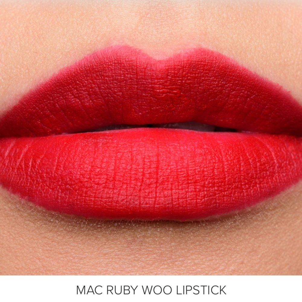 MAC Ruby Woo - Picture 2 of 2